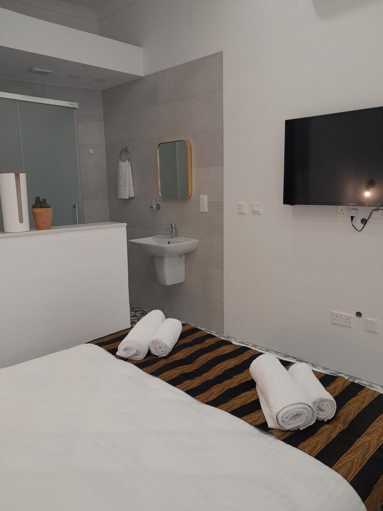 Charming Town House In Cospicua, Valperga Rooms מראה חיצוני תמונה