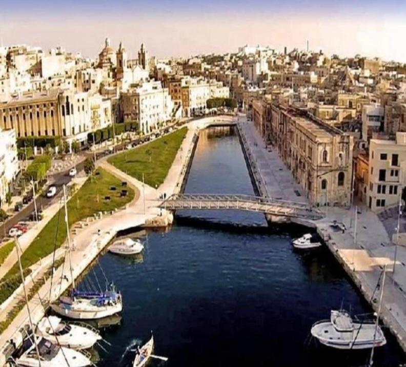 Charming Town House In Cospicua, Valperga Rooms מראה חיצוני תמונה